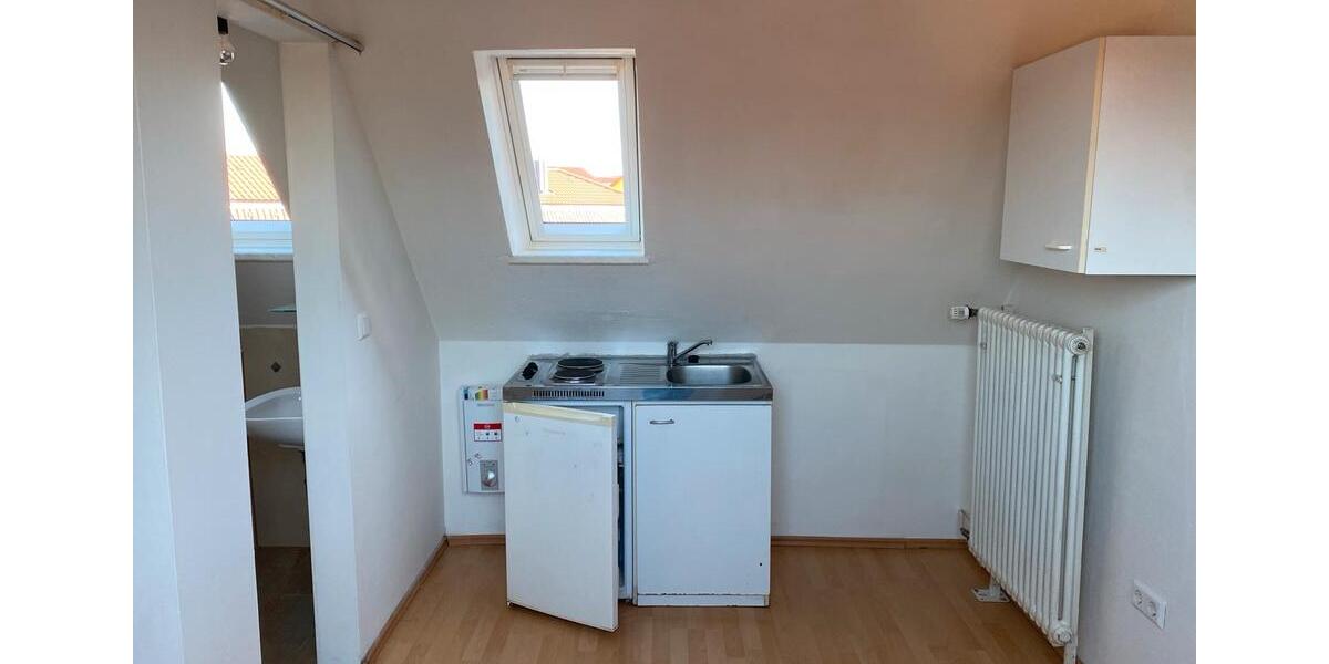 Dachgeschoßwohnung Brackenheim - 1 Zimmer, 27 m&sup2;, 400&euro; | Angebot:26432831