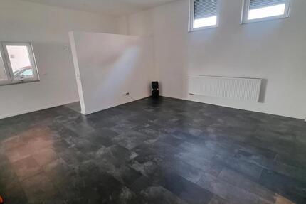 Wohnung Heilbronn Frankenbach - 2 Zimmer, 80 m&sup2;, 800&euro; | Angebot:26016036