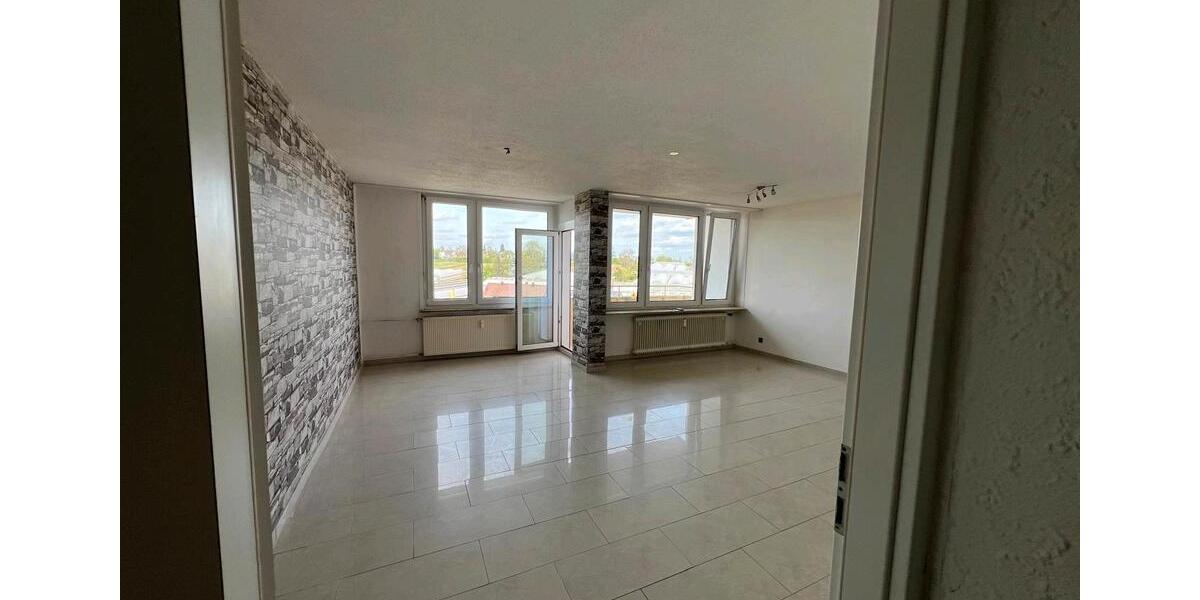 Etagenwohnung Ludwigsburg - 3 Zimmer, 72 m&sup2;, 1.100&euro; | Angebot:25906979