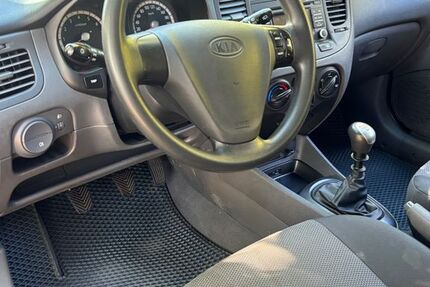 Kia Rio 199.635 km 1.850 &euro; Ingersheim 74379