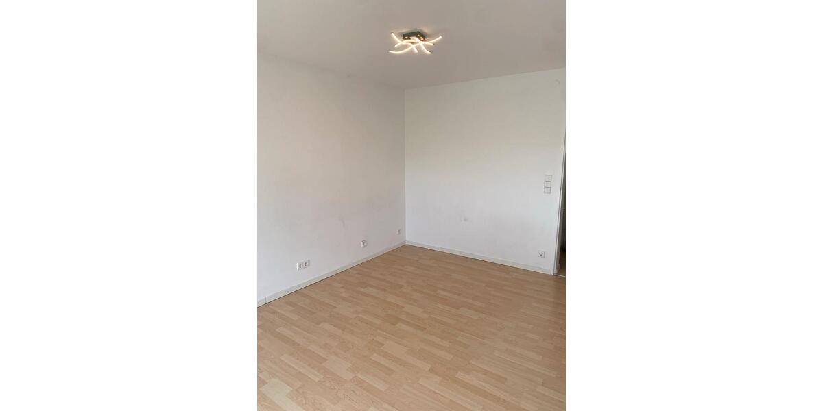 Etagenwohnung Ditzingen - 3 Zimmer, 71 m&sup2;, 295.000&euro; | Angebot:26549947