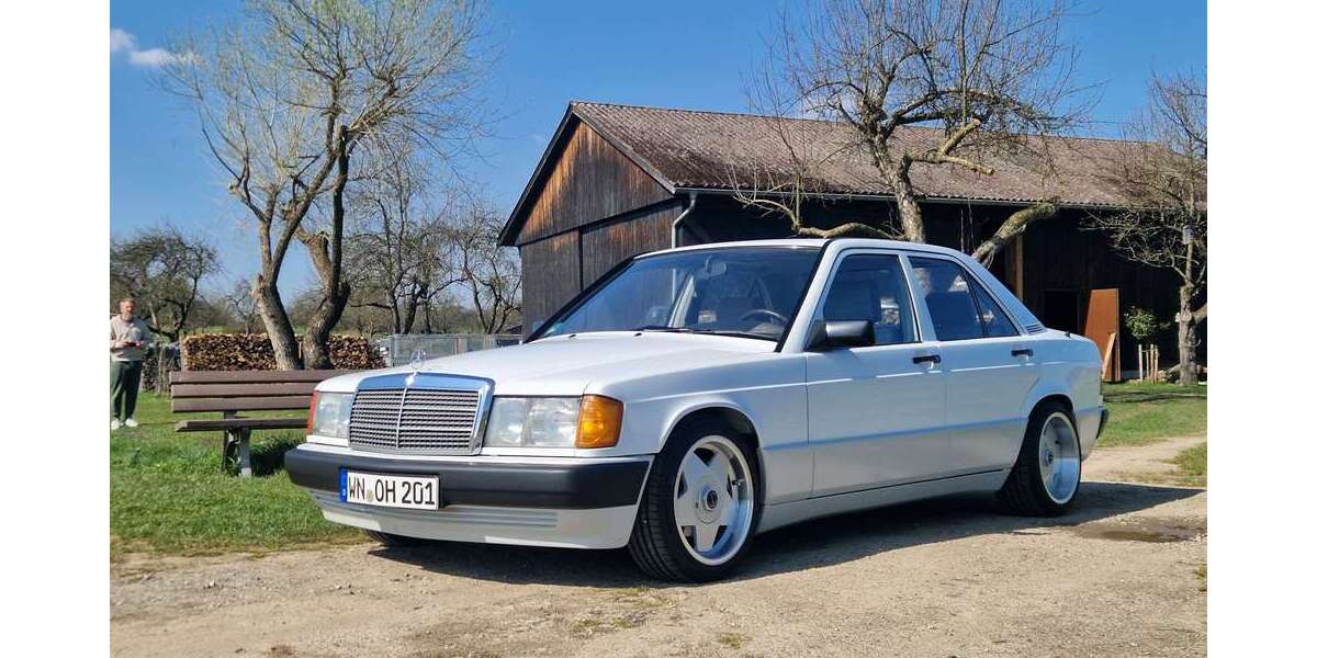 Mercedes-Benz 190 259.034 km 8.000 &euro; Urbach 73660