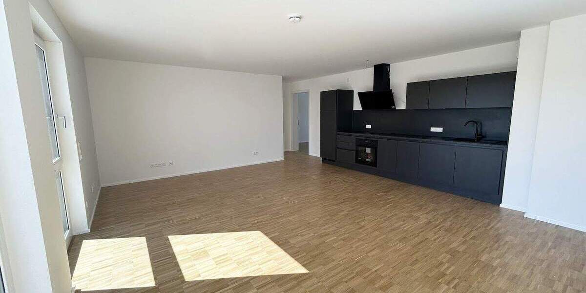 Etagenwohnung Stuttgart Untertürkheim - 5 Zimmer, 120 m&sup2;, 1.990&euro; | Angebot:25727984
