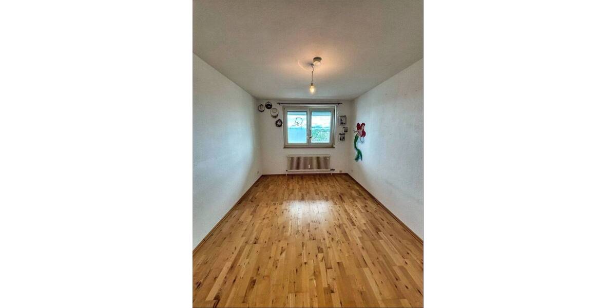 Etagenwohnung Sindelfingen Maichingen - 3 Zimmer, 90 m&sup2;, 299.000&euro; | Angebot:26853007