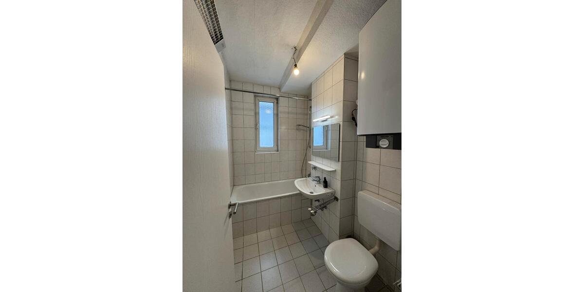 Etagenwohnung Stuttgart Bopser - 3 Zimmer, 70 m&sup2;, 1.200&euro; | Angebot:27543032