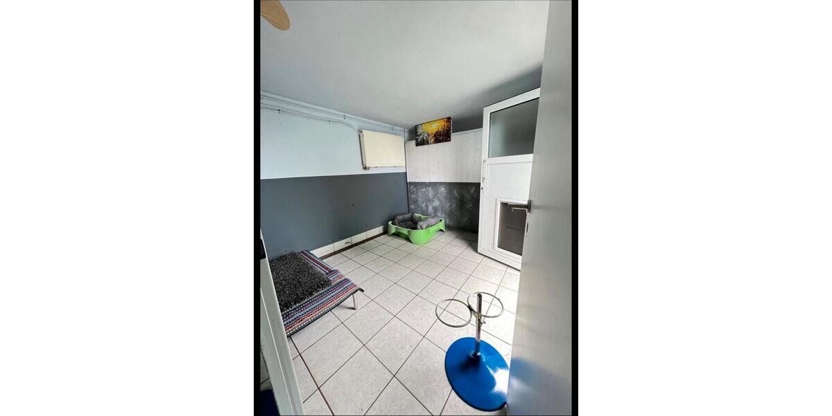 Einfamilienhaus Stuttgart Mühlhausen - 7 Zimmer, 126 m&sup2;, 3.200&euro; | Angebot:25291421