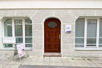 Gewerbeobjekt Stuttgart Süd - 2 Zimmer, 61 m&sup2;, 950&euro; | Angebot:25744679