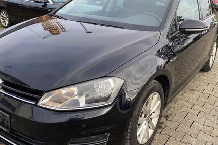 VW Golf 228.500 km 6.900 &euro; Leingarten 74211