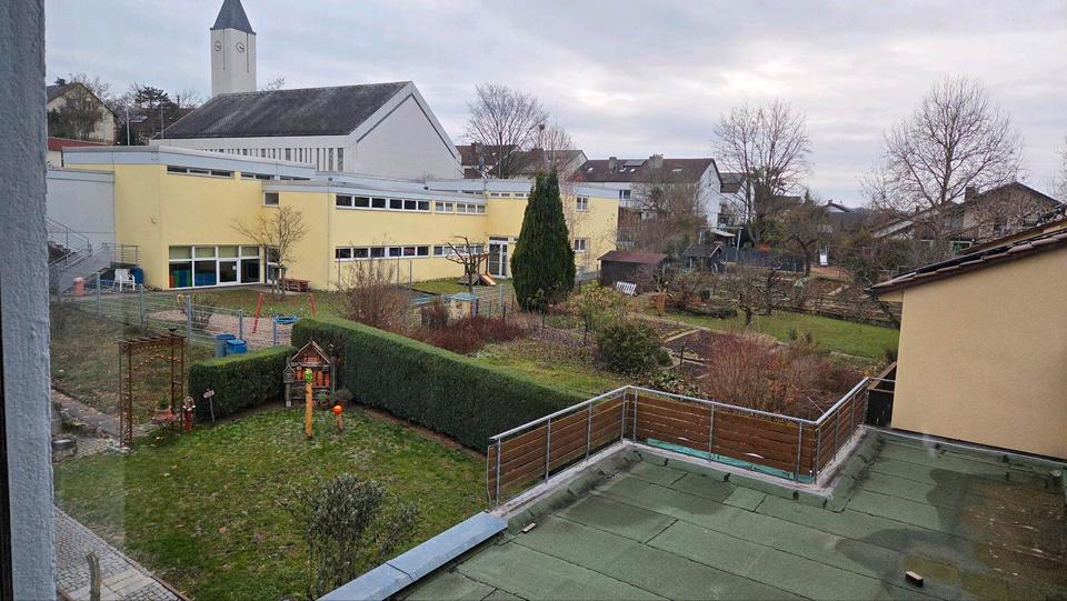 Dachgeschoßwohnung Vaihingen an der Enz - 3.5 Zimmer, 105 m&sup2;, 1.300&euro; | Angebot:24315128