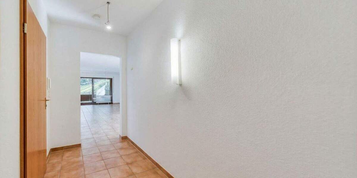 Etagenwohnung Stuttgart Nord - 2 Zimmer, 80 m&sup2;, 1.000&euro; | Angebot:25729901