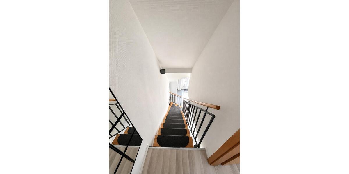 Maisonettenwohnung Leonberg - 2 Zimmer, 71 m&sup2;, 1.100&euro; | Angebot:27578219