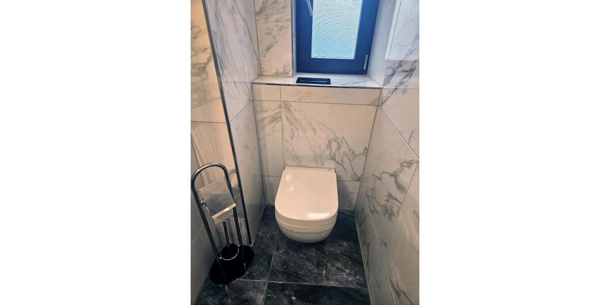 Dachgeschoßwohnung Stuttgart Feuerbach - 3 Zimmer, 65 m&sup2;, 1.200&euro; | Angebot:25547181