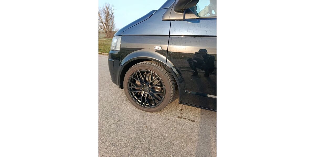 VW T5 Multivan 195.700 km 16.500 &euro; Marbach am Neckar 71672