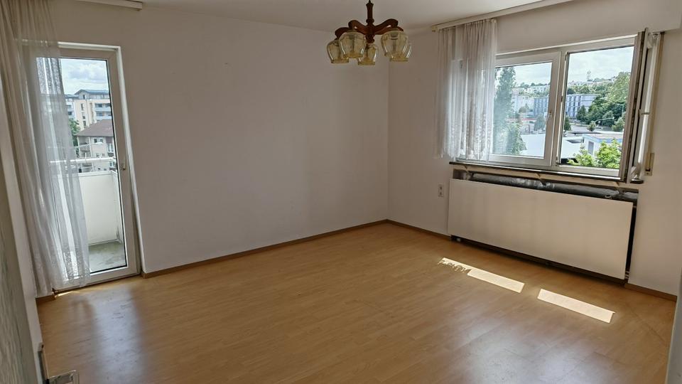 Etagenwohnung Stuttgart Mühlhausen - 3 Zimmer, 70 m&sup2;, 240.000&euro; | Angebot:25498029