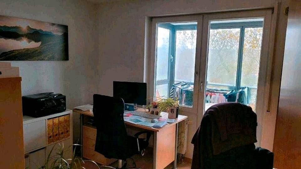 Etagenwohnung Stuttgart Bad Cannstatt - 3 Zimmer, 79 m&sup2;, 1.100&euro; | Angebot:25973951