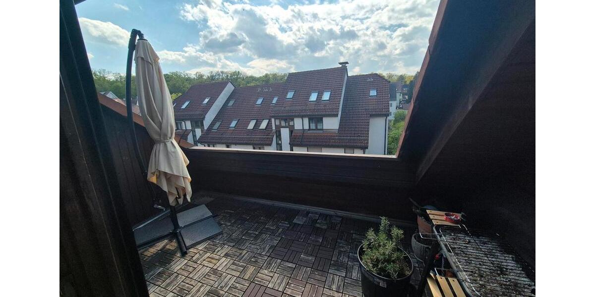 Dachgeschoßwohnung Stuttgart Zuffenhausen - 1.5 Zimmer, 43 m&sup2;, 1.050&euro; | Angebot:26224749
