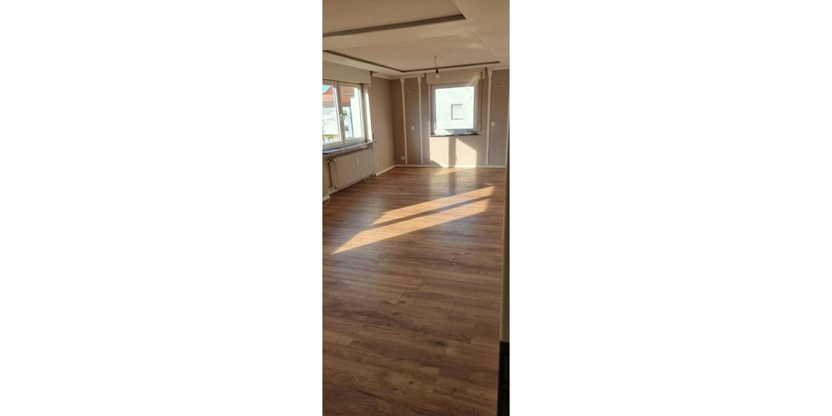 Mehrfamilienhaus, Wohnhaus Reichenbach an der Fils - 8 Zimmer, 195 m&sup2;, 500.000&euro; | Angebot:27097666