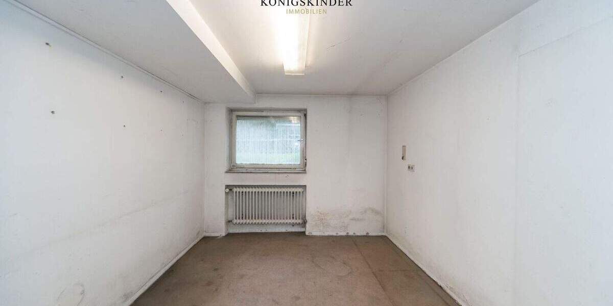 Mehrfamilienhaus, Wohnhaus Stuttgart Vaihingen Dürrlewang - 6 Zimmer, 149 m&sup2;, 650.000&euro; | Angebot:25680007