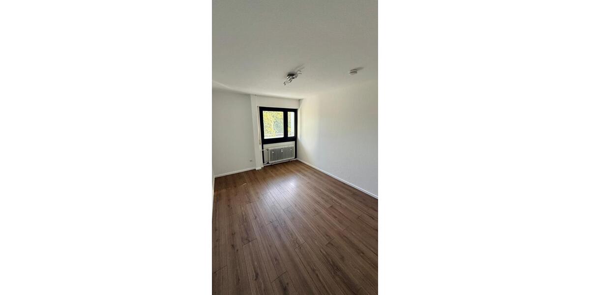 Etagenwohnung Fellbach Oeffingen - 3 Zimmer, 86 m&sup2;, 1.500&euro; | Angebot:27576311