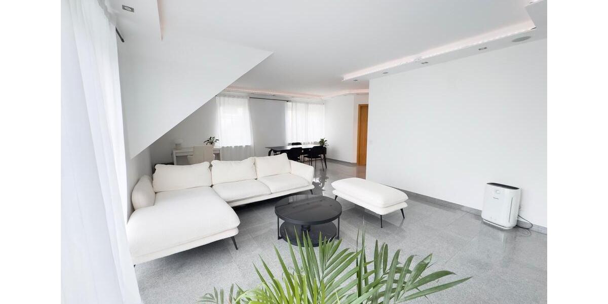 Dachgeschoßwohnung Vaihingen an der Enz - 3 Zimmer, 99 m&sup2;, 1.350&euro; | Angebot:25055327