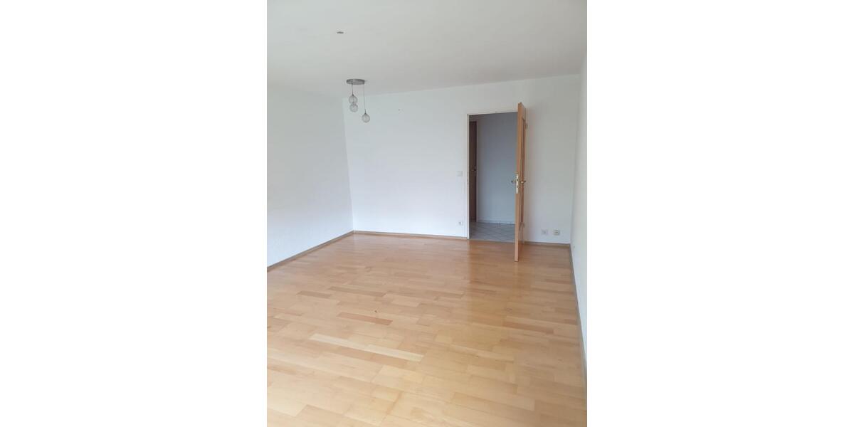 Etagenwohnung Sindelfingen Sindelfingen (Stadt) - 3 Zimmer, 74 m&sup2;, 1.300&euro; | Angebot:27541803