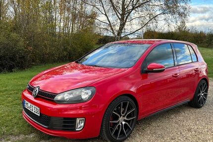 VW Golf 178.000 km 8.900 &euro; Böblingen 71032