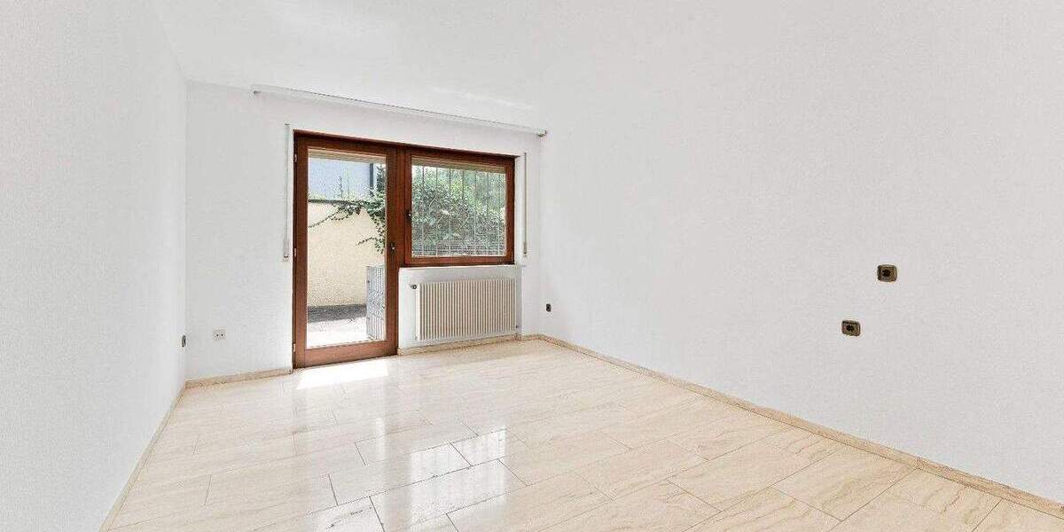 Mehrfamilienhaus, Wohnhaus Bönnigheim - 1 Zimmer, 320 m&sup2;, 750.000&euro; | Angebot:25755913