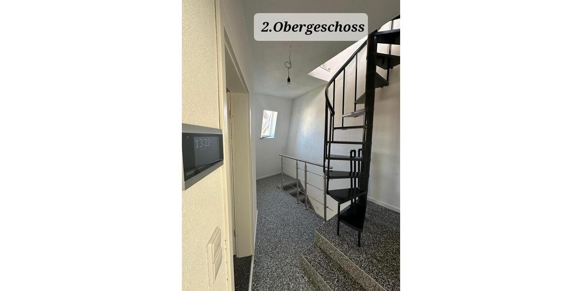 Etagenwohnung Weil der Stadt - 5 Zimmer, 137 m&sup2;, 1.500&euro; | Angebot:27544891