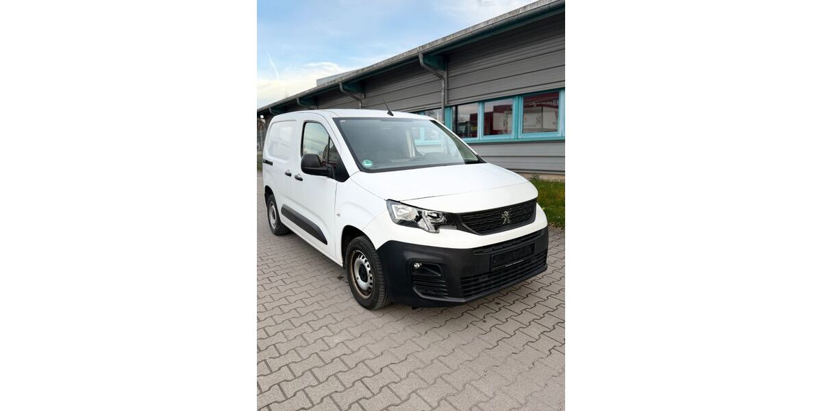 Peugeot Partner 100.000 km 8.399 &euro; Fellbach bei Stuttgart 70736