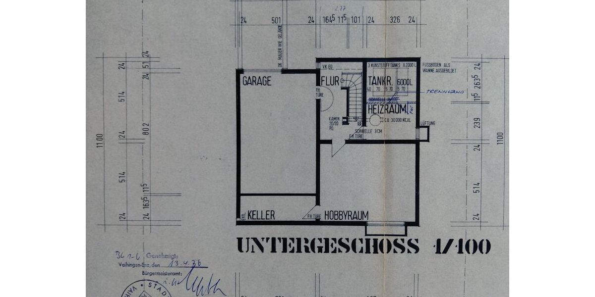 Freistehendes Einfamilienhaus mit 2 Wohnungen an Obstbaumwiesen Massiv mit großem Grundstück - Einfamilienhaus Sersheim | Angebot:27473508