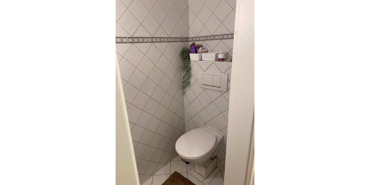 Etagenwohnung Kornwestheim - 2 Zimmer, 79 m&sup2;, 1.290&euro; | Angebot:25451984