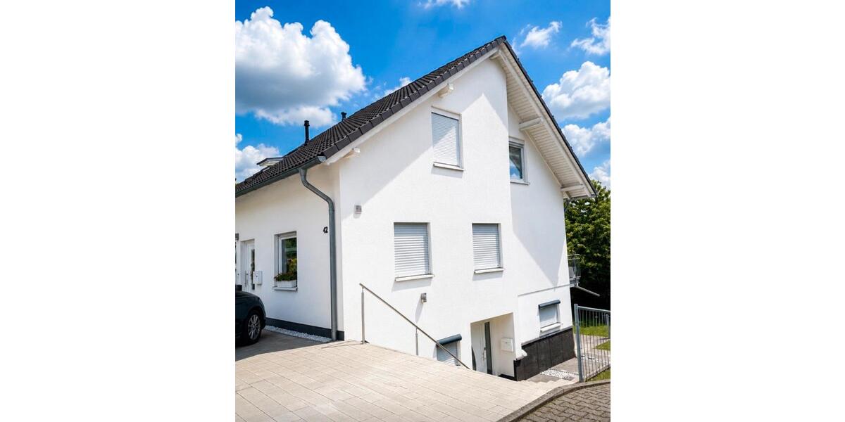 Einfamilienhaus Tamm - 7 Zimmer, 186 m&sup2;, 890.000&euro; | Angebot:27048804