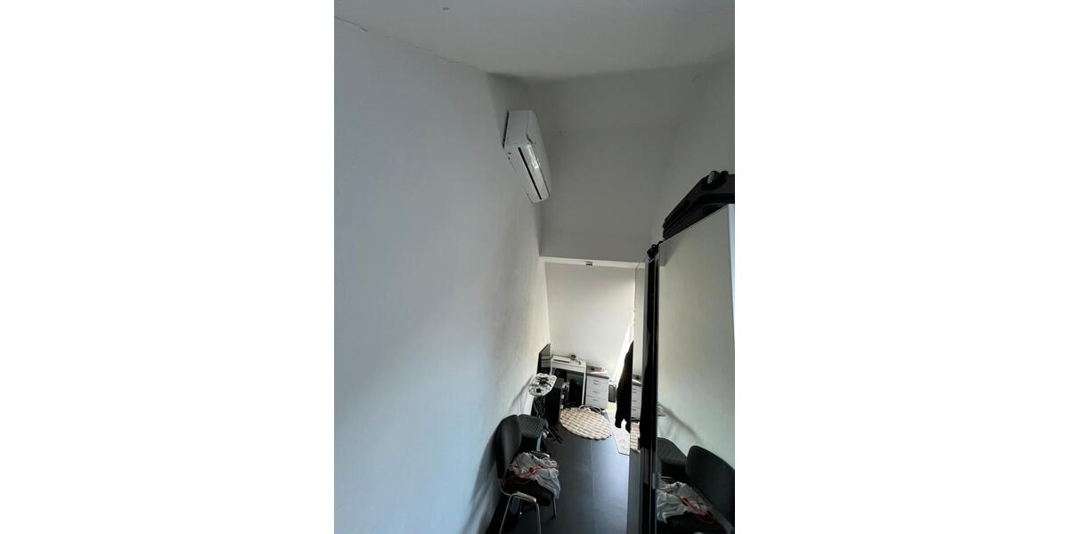 Dachgeschoßwohnung Stuttgart Vaihingen - 1 Zimmer, 35 m&sup2;, 1.000&euro; | Angebot:27568250