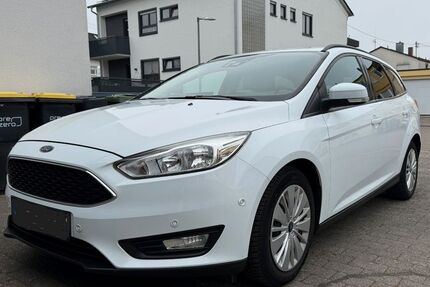 Ford Focus 73.427 km 7.990 &euro; Sersheim 74372