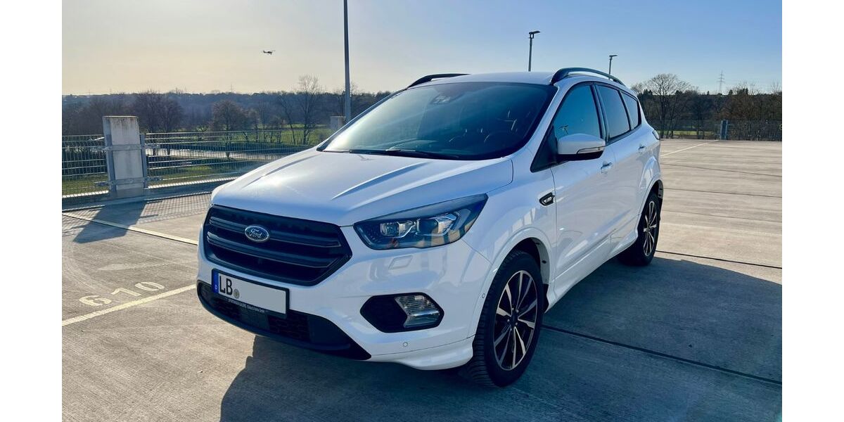 Ford Kuga 54.000 km 17.950 &euro; Bietigheim-Bissingen 74321