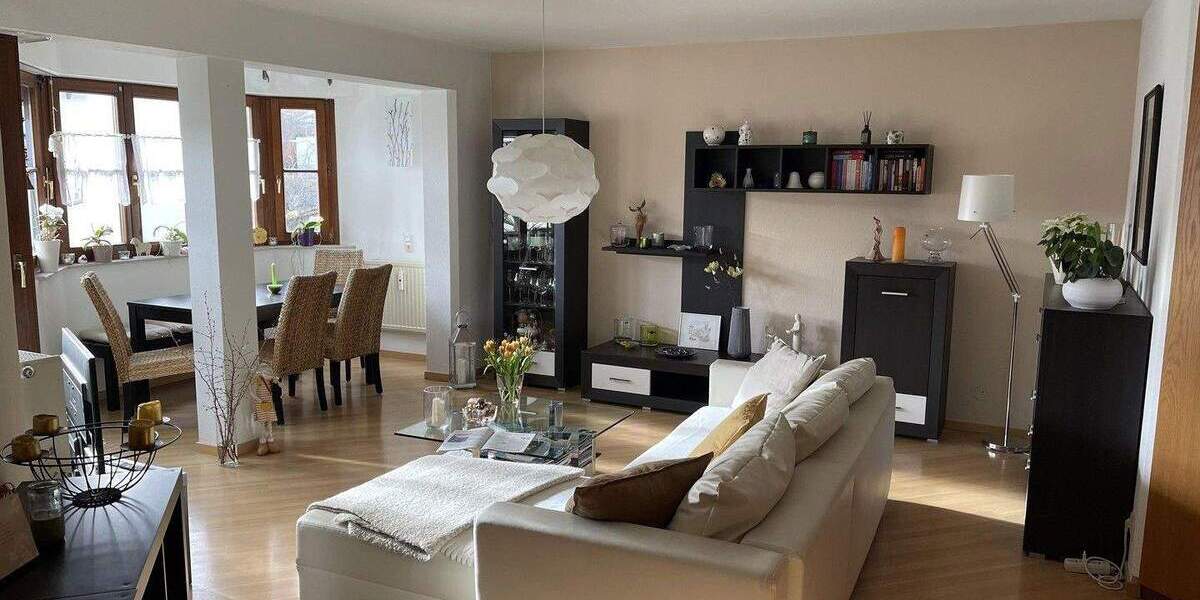 Etagenwohnung Ditzingen - 3 Zimmer, 79 m&sup2;, 295.000&euro; | Angebot:25677291