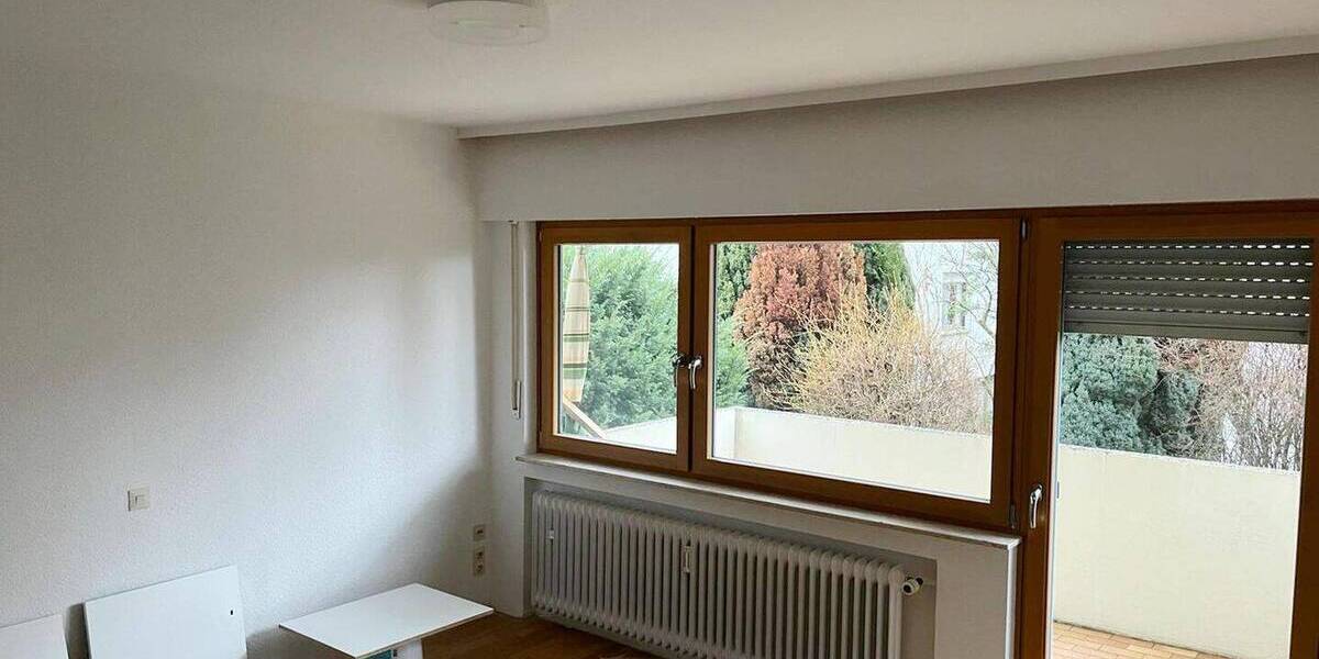 Etagenwohnung Stuttgart Bad Cannstatt - 4 Zimmer, 107 m&sup2;, 1.500&euro; | Angebot:26930193