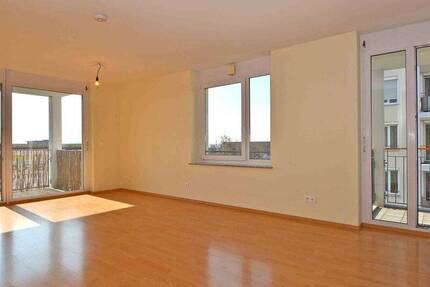 Wohnung Stuttgart Bad Cannstatt - 4 Zimmer, 96 m&sup2;, 1.600&euro; | Angebot:26928758