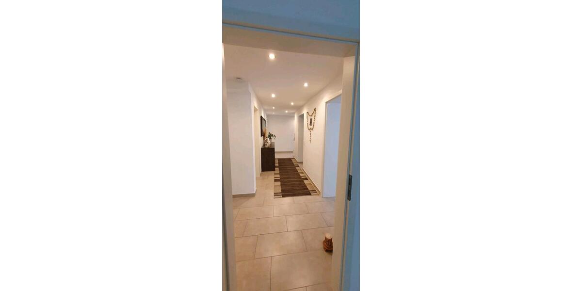 Etagenwohnung Wernau (Neckar) - 4 Zimmer, 103 m&sup2;, 380.000&euro; | Angebot:25768091