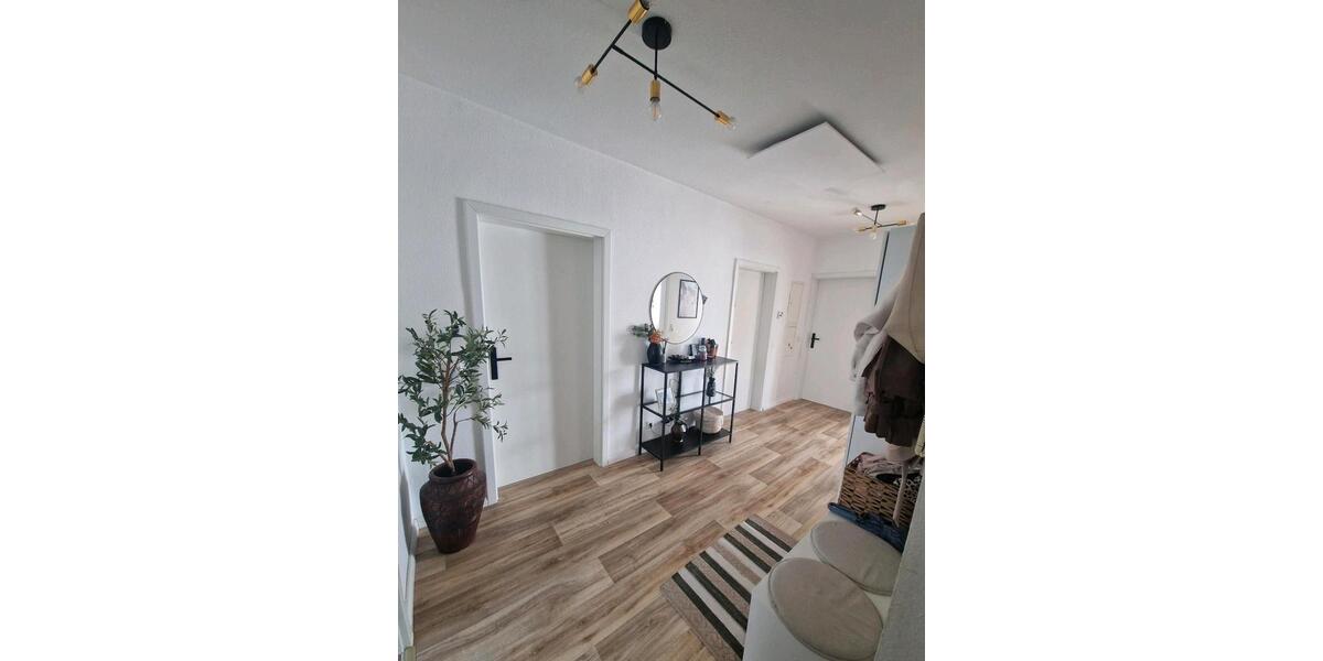 Etagenwohnung Schwieberdingen - 3 Zimmer, 81 m&sup2;, 268.750&euro; | Angebot:27088380
