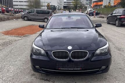 BMW 523 136.000 km 8.999 &euro; Stuttgart 70376