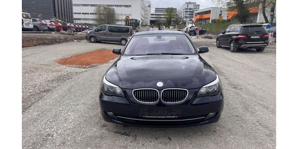 BMW 523 136.000 km 8.999 &euro; Stuttgart 70376