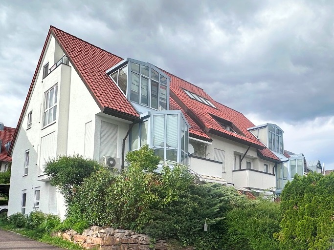 Wohnen mit Freiraum: 2-Zimmer-Wohnung mit großzügiger Südwest-Terrasse - Nähe Porsche - Erdgeschoßwohnung Stuttgart Neuwirtshaus | Angebot:27505703