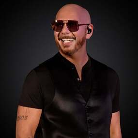 Pitbull - I'm Back! I  Ticket + Hotel 19.11.2026 Travel-Packages