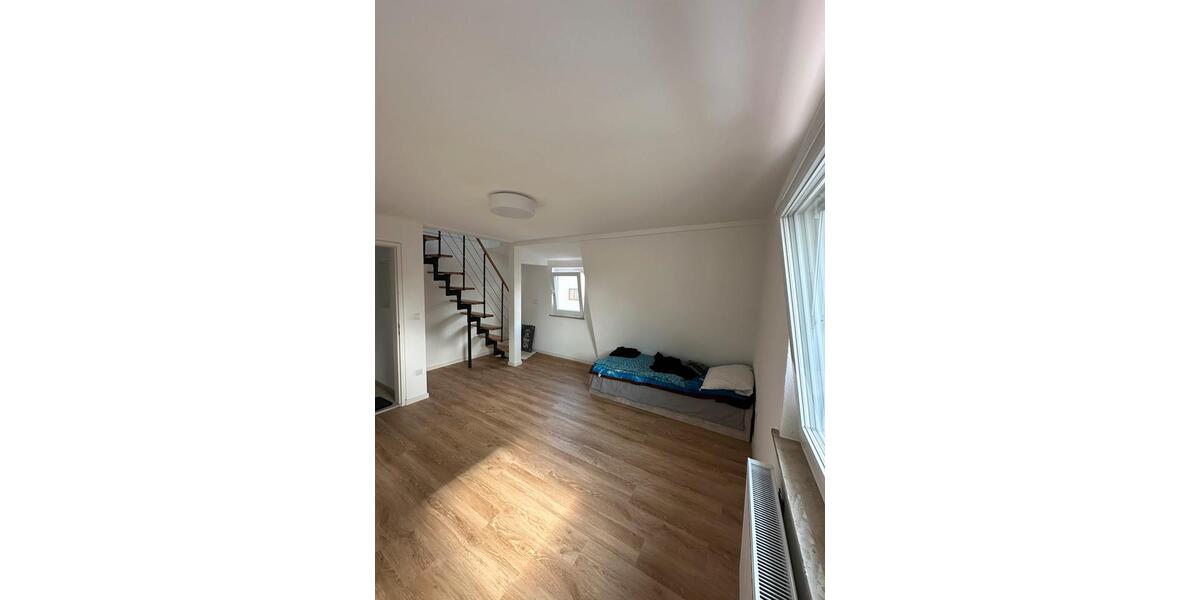 Maisonettenwohnung Ludwigsburg Hoheneck - 3 Zimmer, 80 m&sup2;, 1.450&euro; | Angebot:25919093