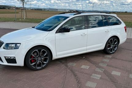 Skoda Octavia 143.600 km 12.500 &euro; Bietigheim 74321