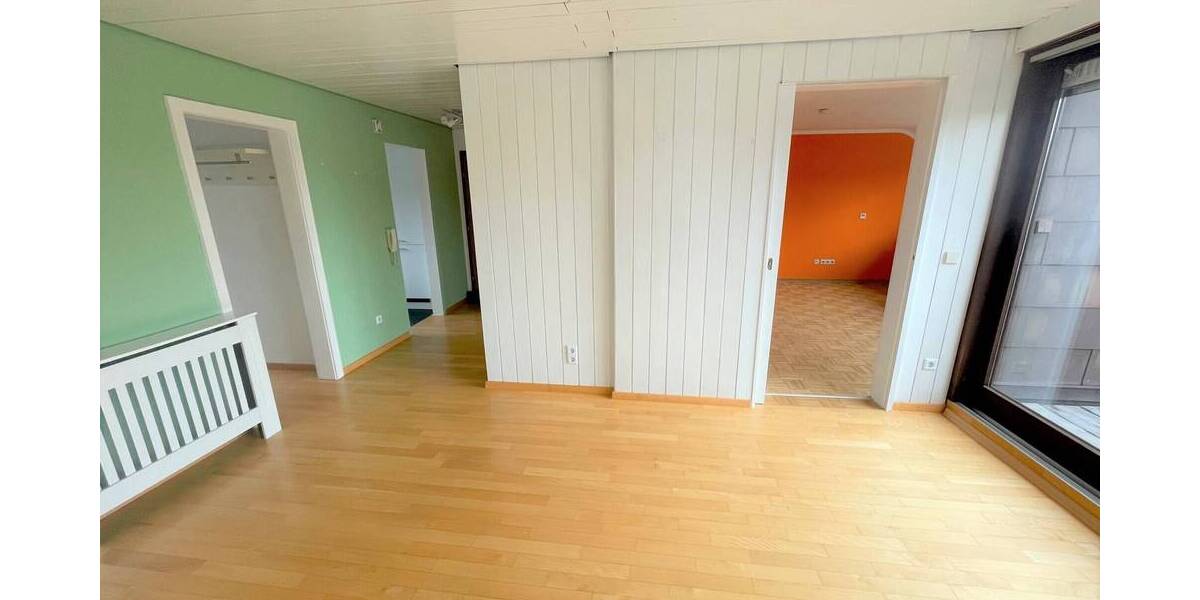 Etagenwohnung Schorndorf - 3 Zimmer, 82 m&sup2;, 299.000&euro; | Angebot:25678639