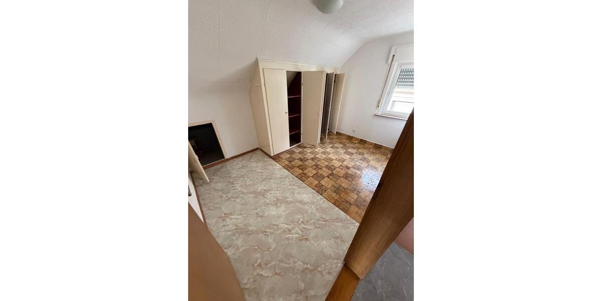 Dachgeschoßwohnung Böblingen - 3 Zimmer, 58 m&sup2;, 965&euro; | Angebot:24466351