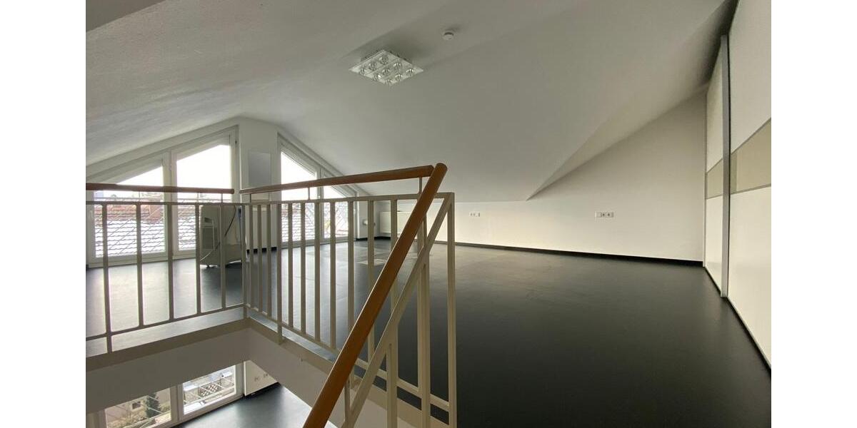 Maisonettenwohnung Esslingen am Neckar Pliensauvorstadt - 2 Zimmer, 62 m&sup2;, 1.060&euro; | Angebot:25945168