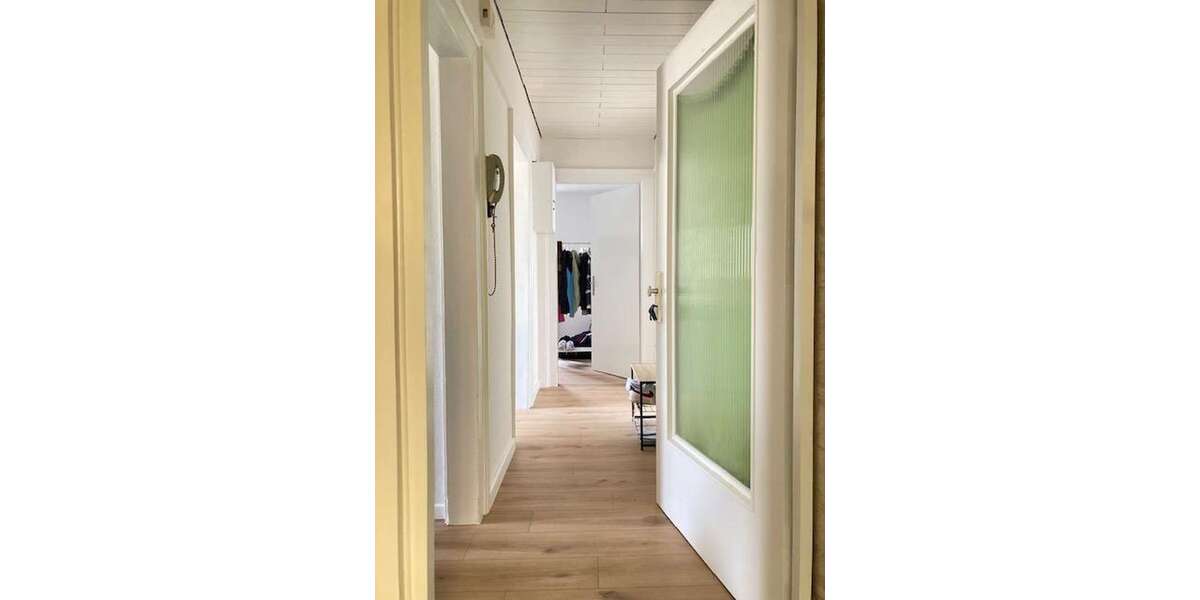 Etagenwohnung Stuttgart Hedelfingen - 3.5 Zimmer, 75 m&sup2;, 990&euro; | Angebot:25972850